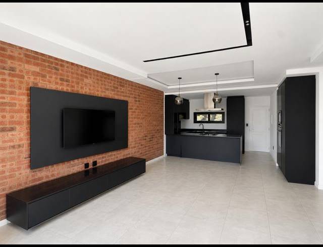 2 BEDROOM APARTMENT FOR SALE IN FOURWAYS